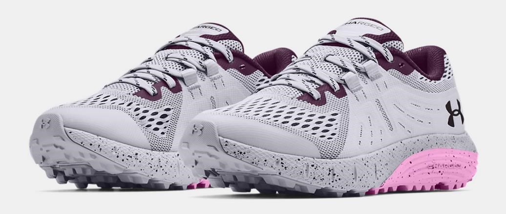 Under Armour Charged Bandit Trail Damen Schuhe, grau/rosa