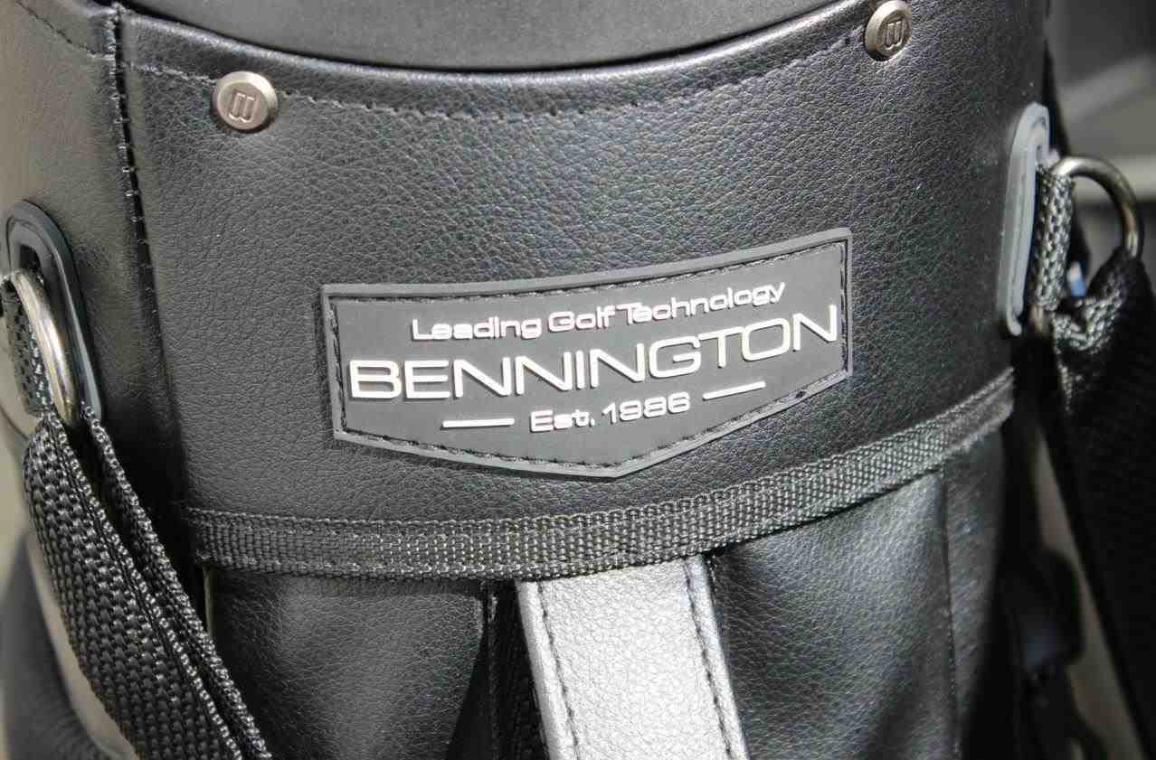 Bennington LIMITED 14 Water Resistant Standbag, schwarz