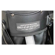 Bennington LIMITED 14 Water Resistant Standbag, schwarz