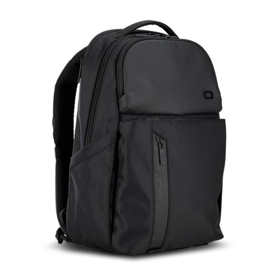 Ogio Pace Pro 20L Rucksack, schwarz