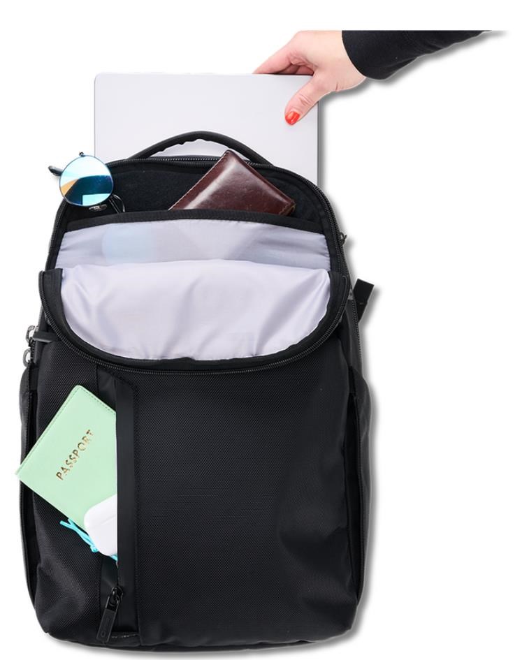 Ogio Pace Pro 20L Rucksack, schwarz