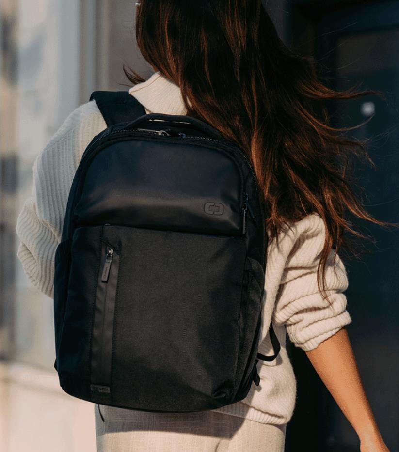 Ogio Pace Pro 20L Rucksack, schwarz