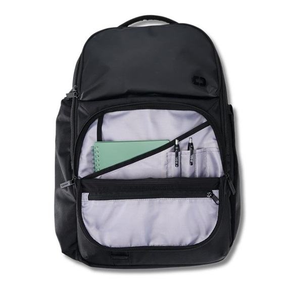 Ogio Pace Pro 25L Rucksack, stormy weather