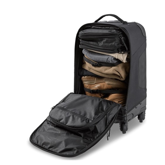 Ogio Renegade 22" 4-Wheel Travel 33L Reisetasche, schwarz