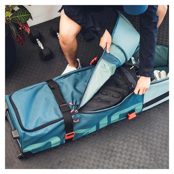 Ogio Alpha Mid Travelcover 25, schwarz