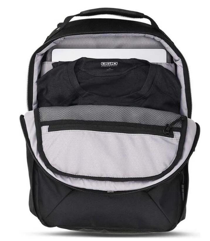 Ogio Axle DNA Pro 20L Rucksack, schwarz
