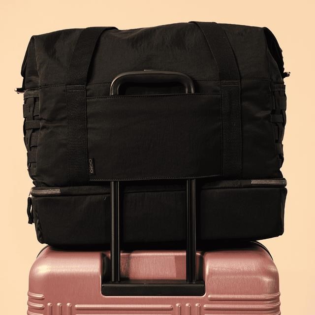 Ogio Rise Weekender Duffel 36L Bag, schwarz