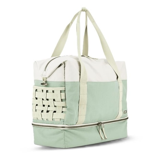 Ogio Rise Weekender Duffel 36L Bag, matcha