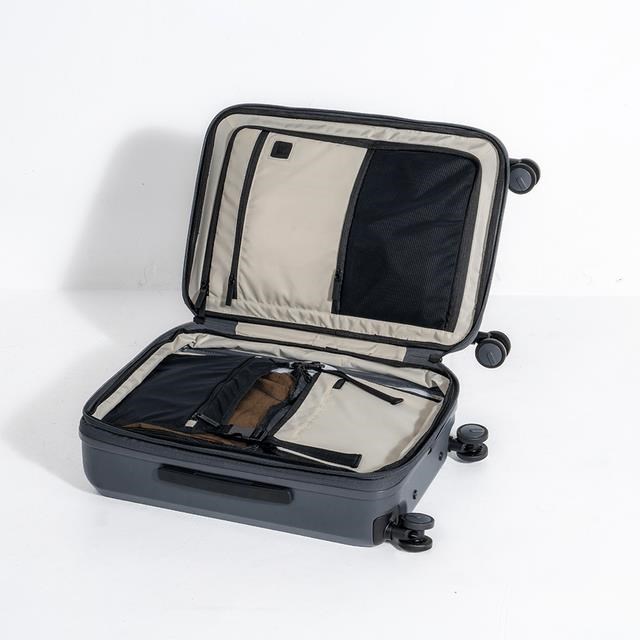 Ogio Pace Pro Hybrid Carry-on 36L Handgepäck, grey pinstripe