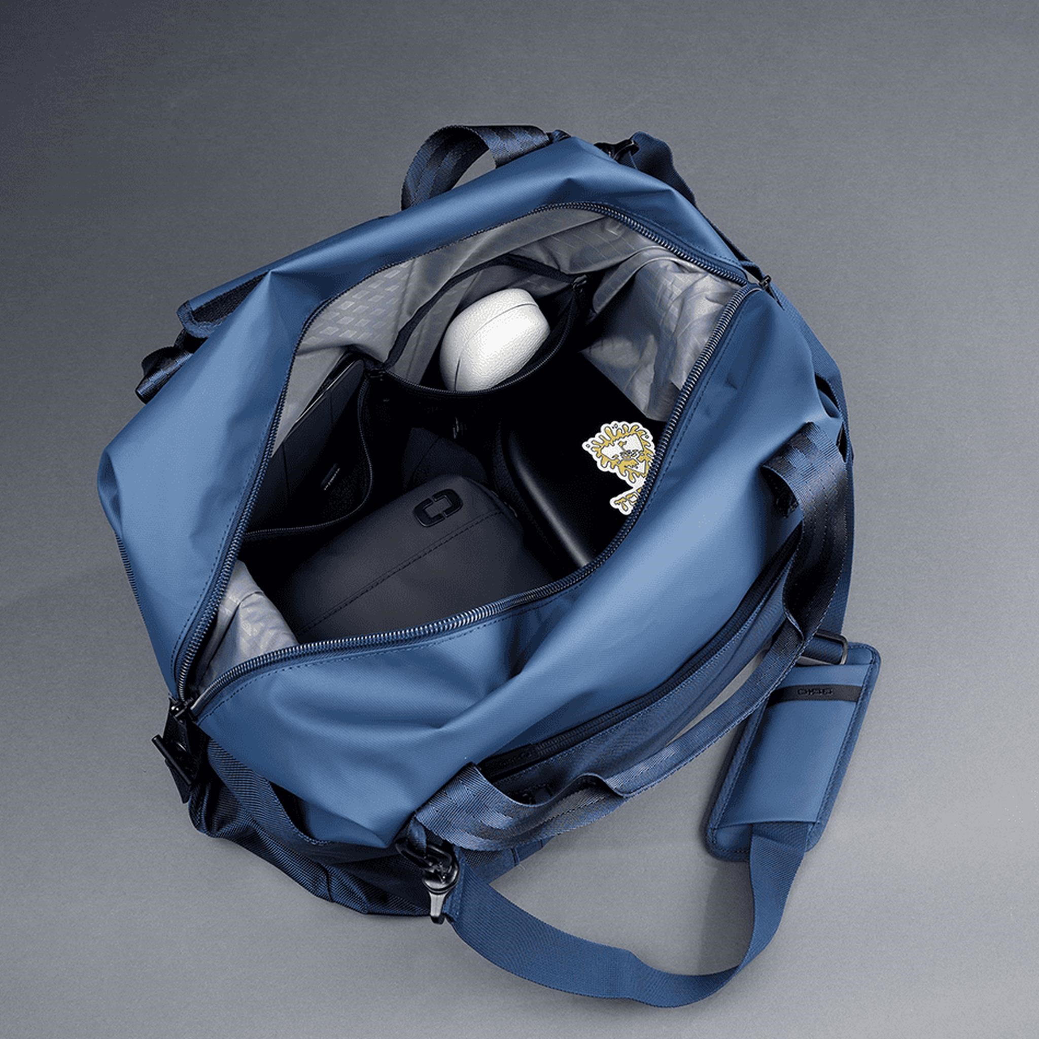 Ogio Pace Pro 42L Duffel Pack, grey pinstripe