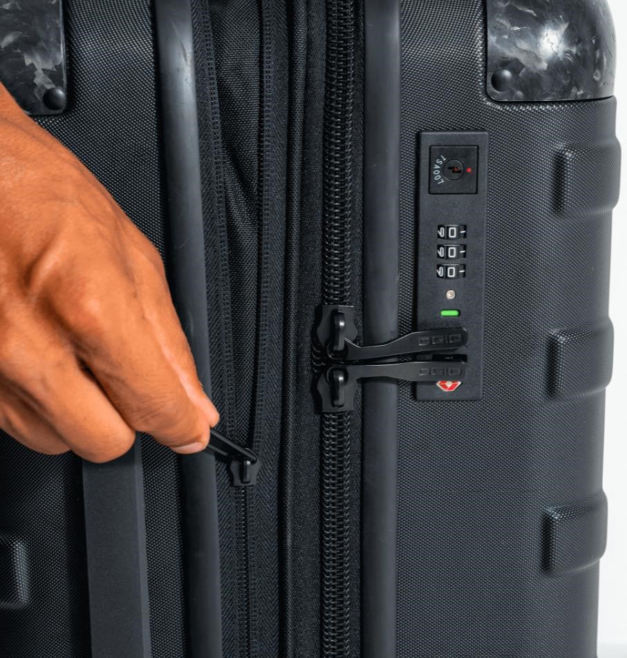 Ogio Renegade Vault Carry-On 40L Gepäckstück, schwarz