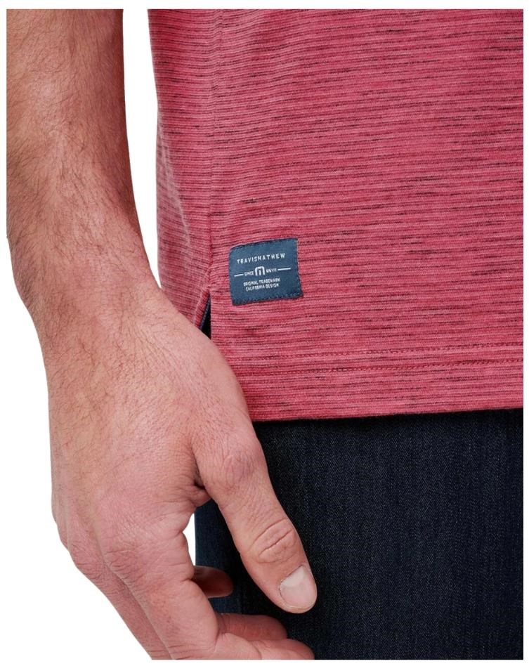 Travis Mathew Common Interest Herren Poloshirt, rose wine