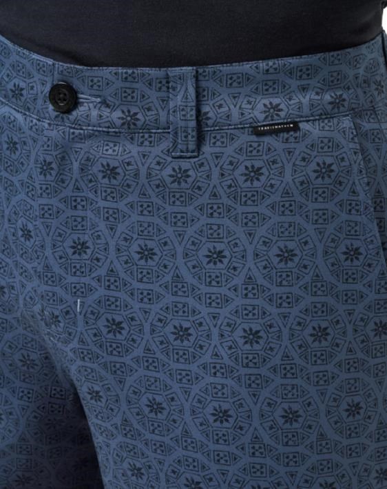Travis Mathew Beyond the limits Herren Shorts, dunkelblau