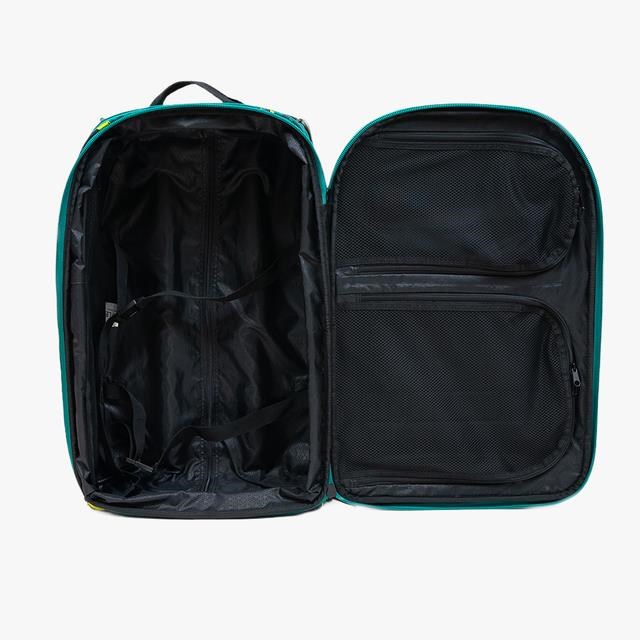 Ogio Alpha Layover Aston Martin F1 Team 44L Reisetasche, green