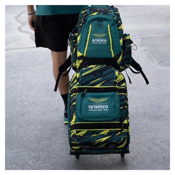 Ogio Alpha Layover Aston Martin F1 Team 44L Reisetasche, green