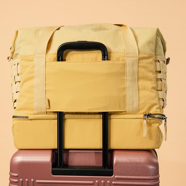Ogio Rise Weekender Duffel 36L Bag, sunkissed