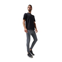 Travis Mathew Open To Close Jogger Herren Hose, grau