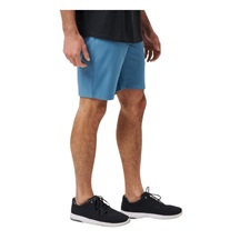 Travis Mathew Wanderlust Herren Shorts, copen blue