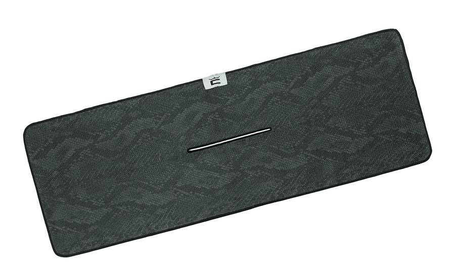 Cobra Snakeskin Golfhandtuch, black snakeskin