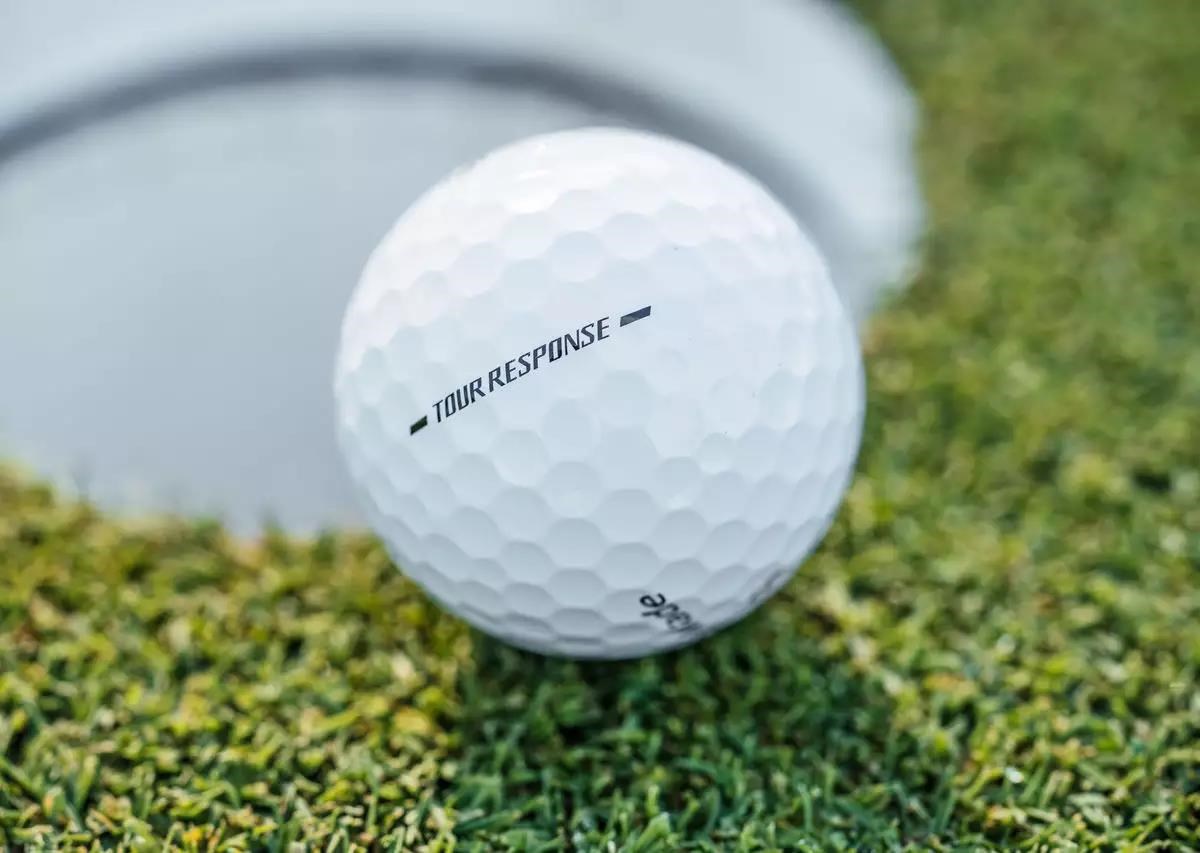 TaylorMade Tour Response Stripe Golfbälle