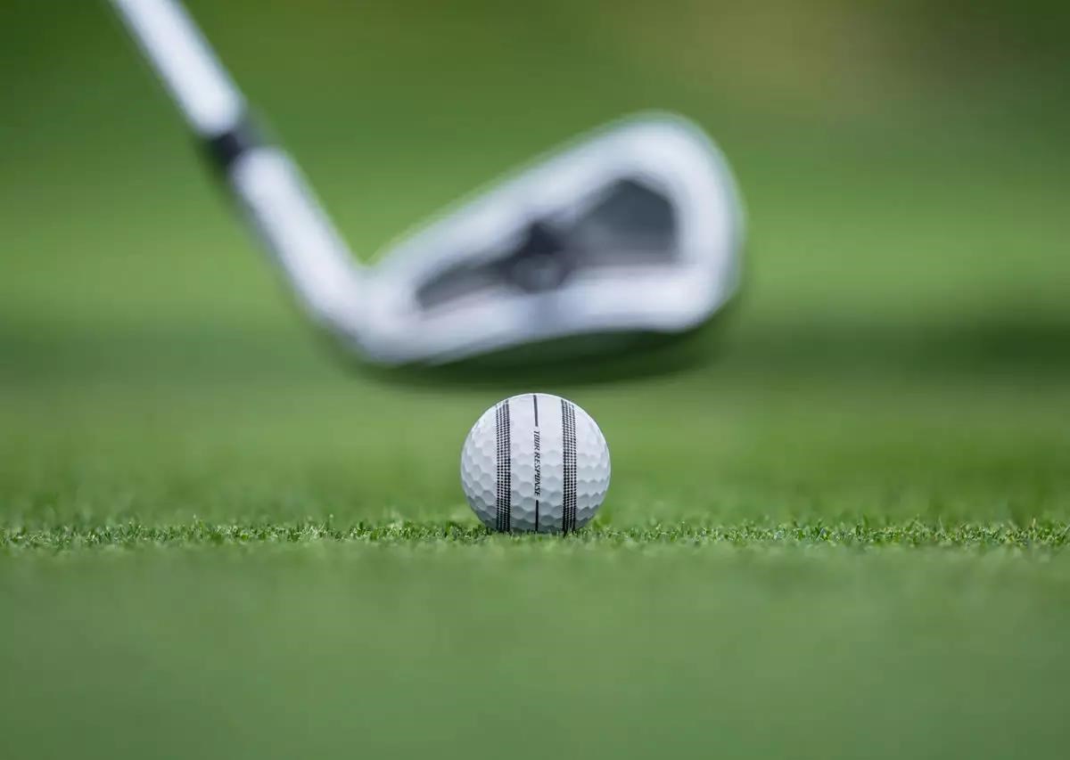 TaylorMade Tour Response Stripe Golfbälle