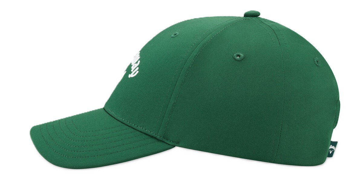 <h2>Callaway Liquid Metal Cap - grün</h2><br><p style="text-align: justify;">Eine klassische Mütze aus leistungsstarkem Material, die Stil und Funktion vereint. Das dreidimensionale, moderne Frontlogo verleiht der Mütze einen zeitgemäßen, sportlichen Look.</p><br><h4 style="text-align: justify;">Hauptmerkmale</h4><br><p style="text-align: justify;">- Mittleres Profil und strukturierter Entwurf – Eine ausgewogene Passform für einen klaren, strukturierten Look<br />- UV-Schutz 30+ – Schützt vor schädlichen Sonnenstrahlen<br />- Proprietärer Freshband™ – Feuchtigkeitsableitende Technologie für maximalen Komfort<br />- Klettverschluss – Verstellbarer Riemen für eine sichere und individuell anpassbare Passform.</p><br><p style="text-align: justify;">Ideal für Sportler und alle, die eine Kombination aus Leistung und modernem Stil suchen.</p>