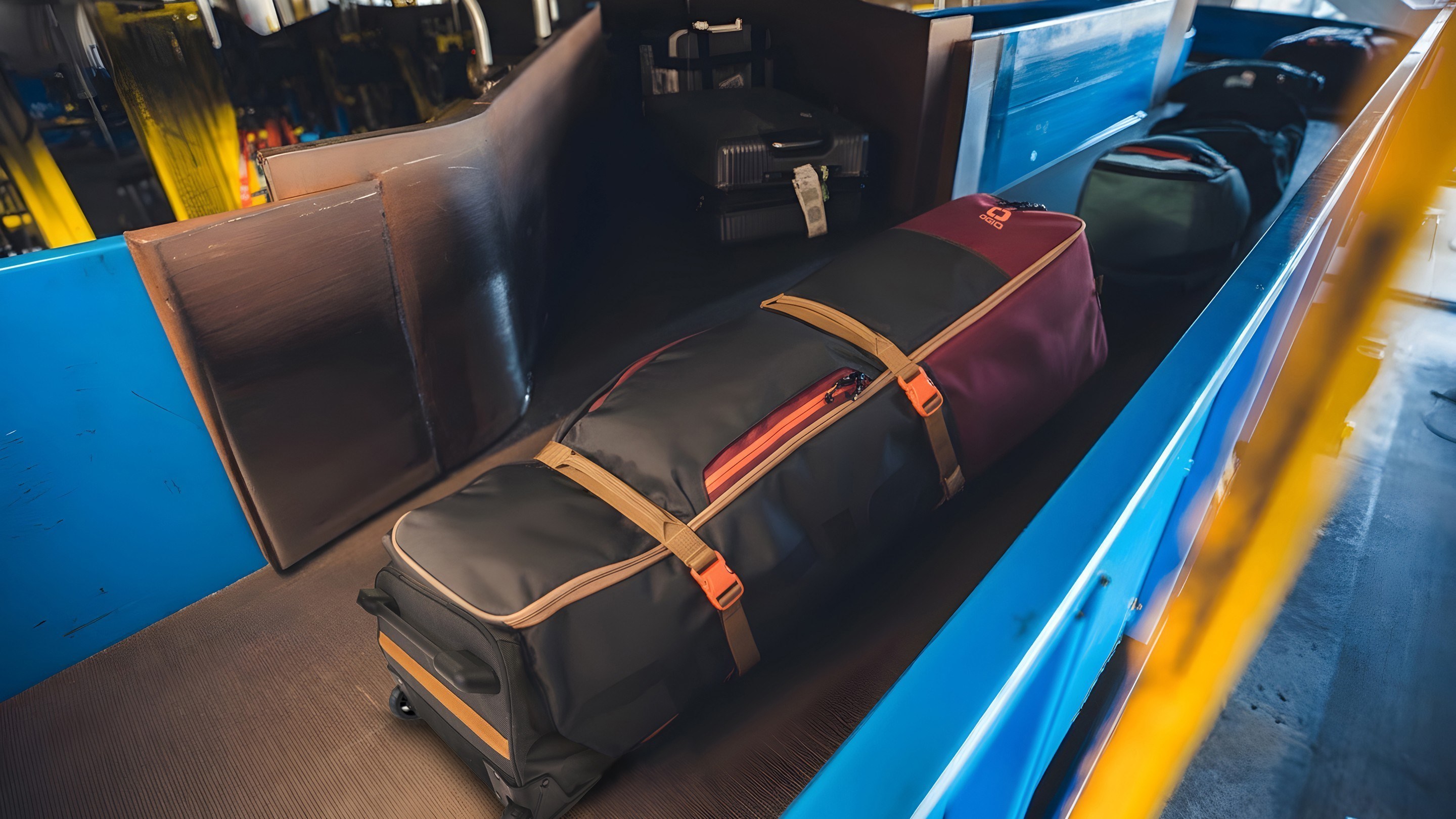 Ogio Alpha Mid TravelCover, canyon