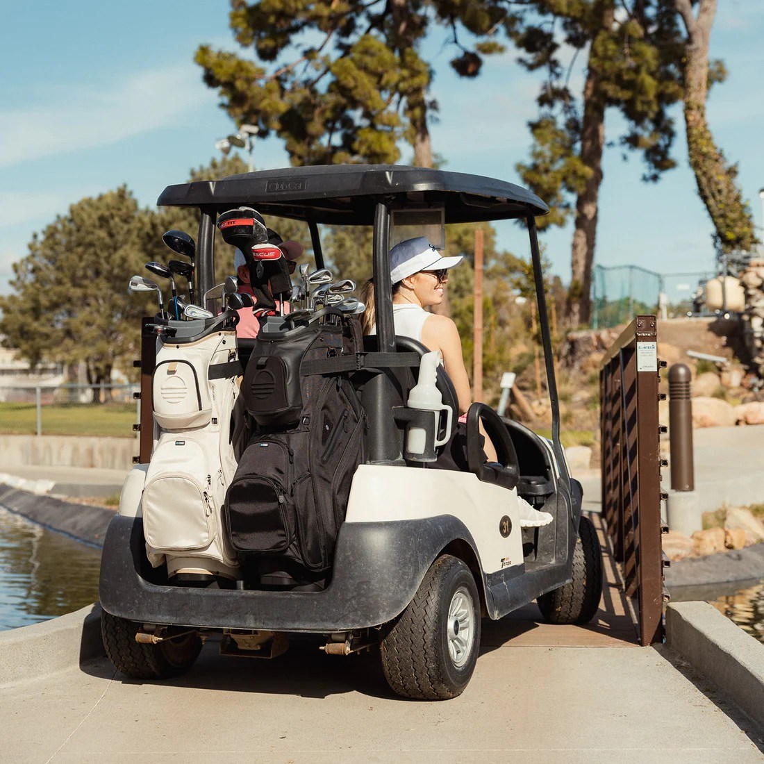 Sunday Golf Big Rig Cartbag, toasted almond