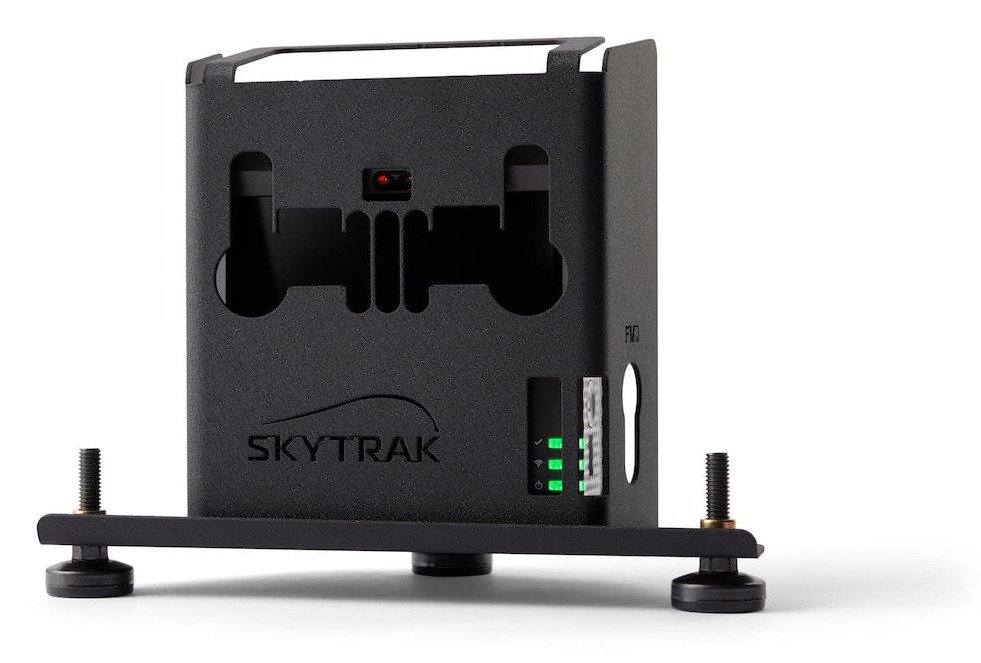 SkyTrak Launch Monitor (EU) + Protective Metal Case