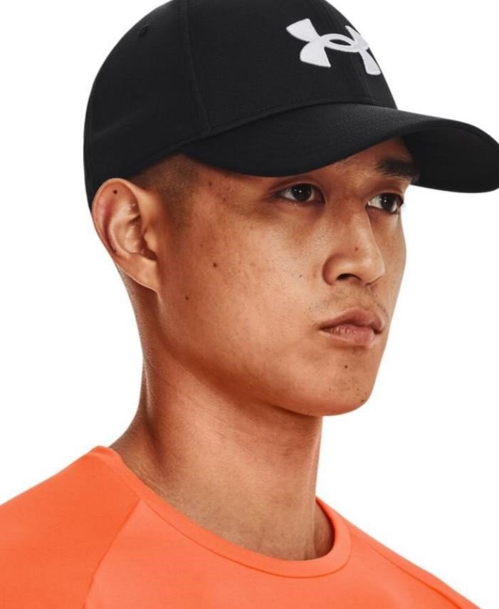 Under Armour Blitzing Herren Cap, schwarz