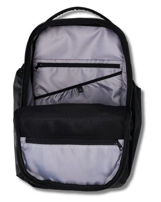 Ogio Pace Pro 25L Rucksack, stormy weather