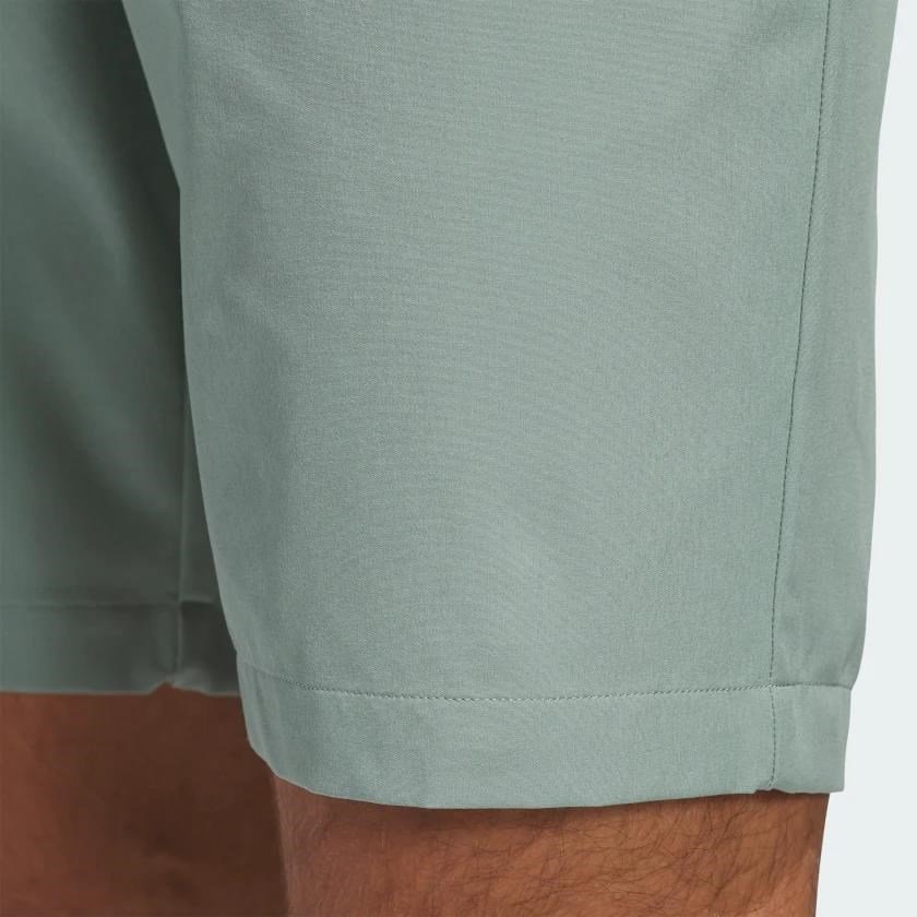 Adidas Ultimate365 Herren Shorts, grün