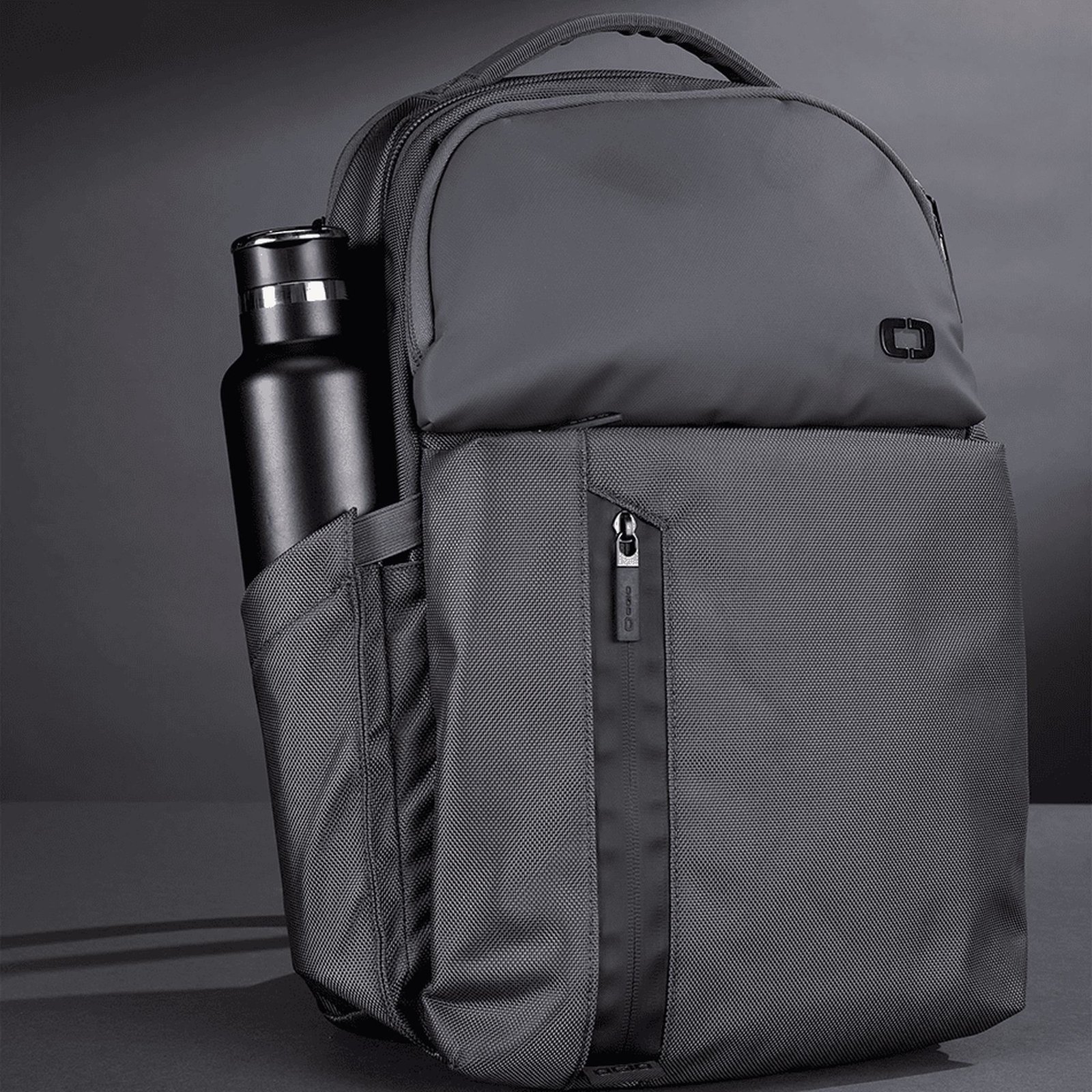 Ogio Pace Pro 20L Backpack Rucksack, grey pinstripe