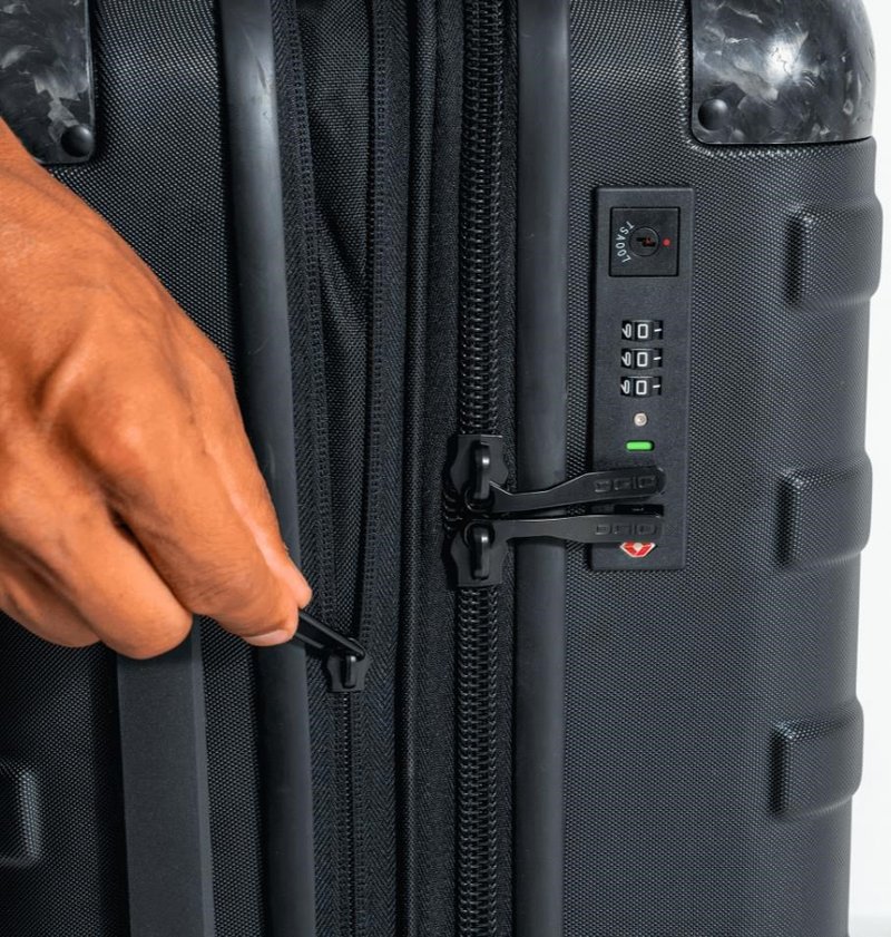 Ogio Renegade Vault Carry-On 40L Gepäckstück, schwarz