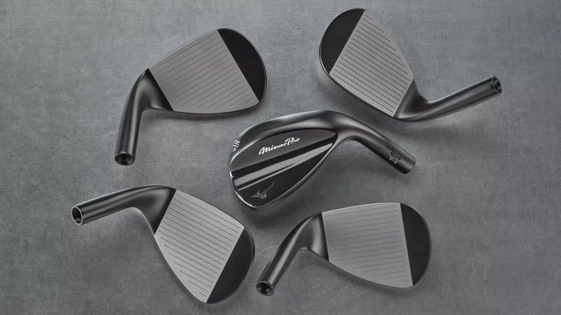 Mizuno Pro T-1 Black Ion Wedge, Stahl