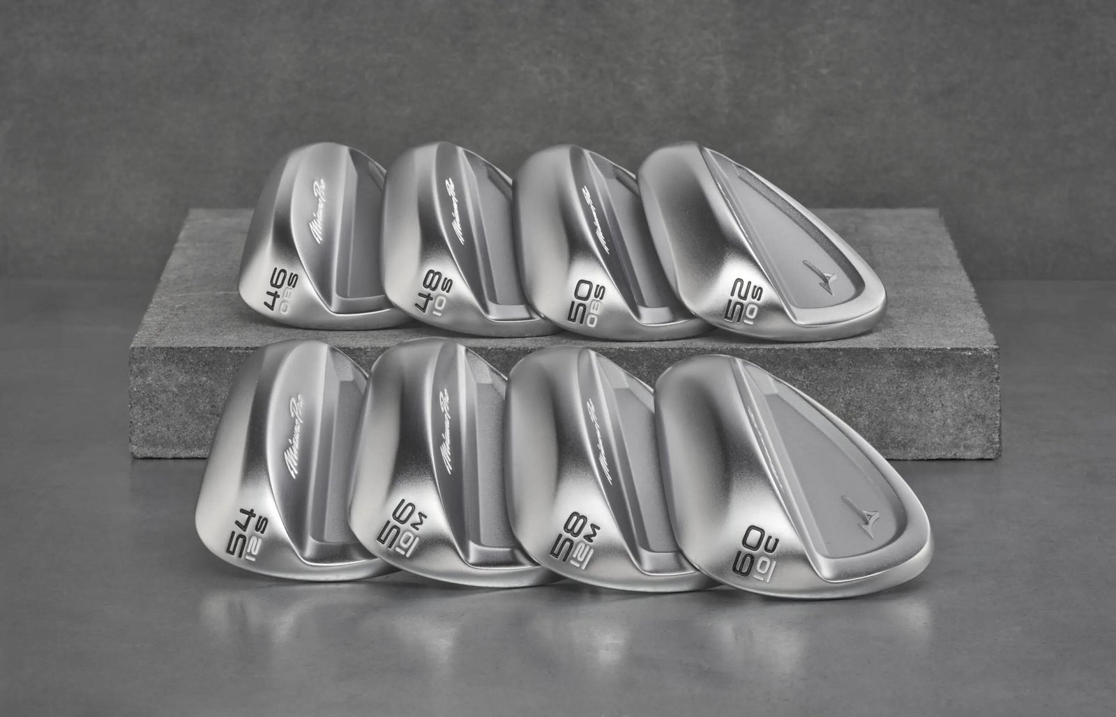 Mizuno Pro T-3 Soft White Satin Wedge, Stahl