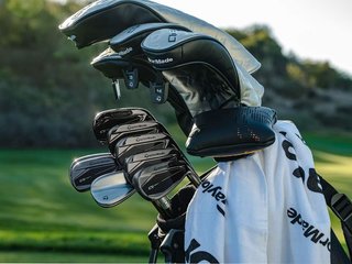 TaylorMade Qi Gunmetal Edition Herren Eisen, Graphit