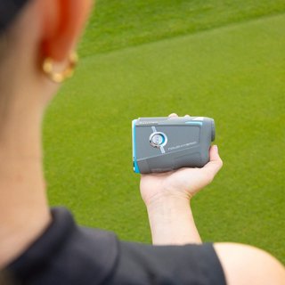 Bushnell Tour Hybrid Laser-Entfernungsmesser