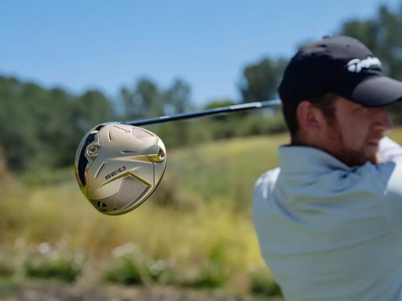 Limited Edition - TaylorMade Qi35 Gold Herren Driver