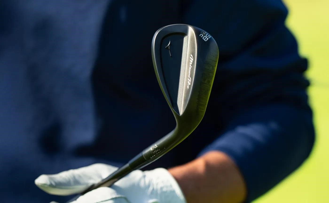 Mizuno Pro T-3 Black Wedge, Stahl