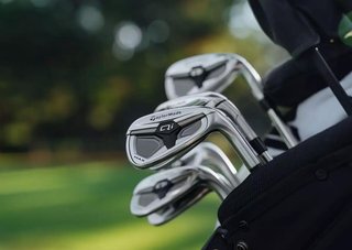 TaylorMade Qi Max Herren Eisen, Graphit