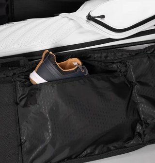 Ogio Pace Travelcover, schwarz