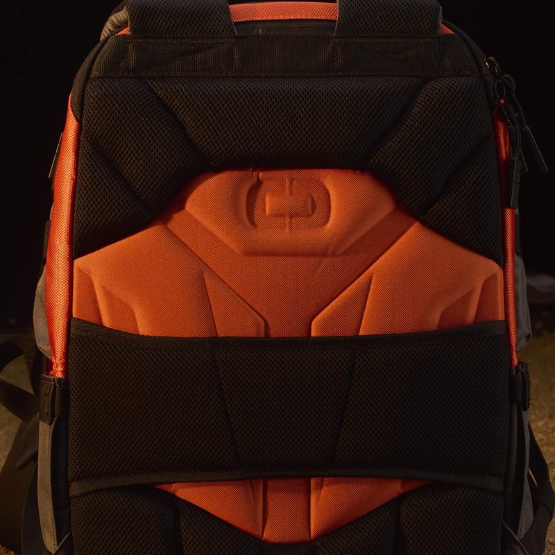 Ogio Renegade DNA 27L Rucksack, Dune