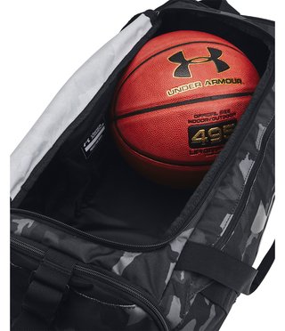 Under Armour Undeniable 5.0 Small Duffle Bag, black camo