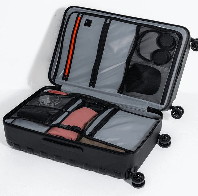 Ogio Renegade Vault Checked Luggage 95L, Graphit
