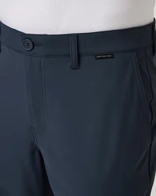 Travis Mathew Hero Hour Golf Herren Hose, total eclipse