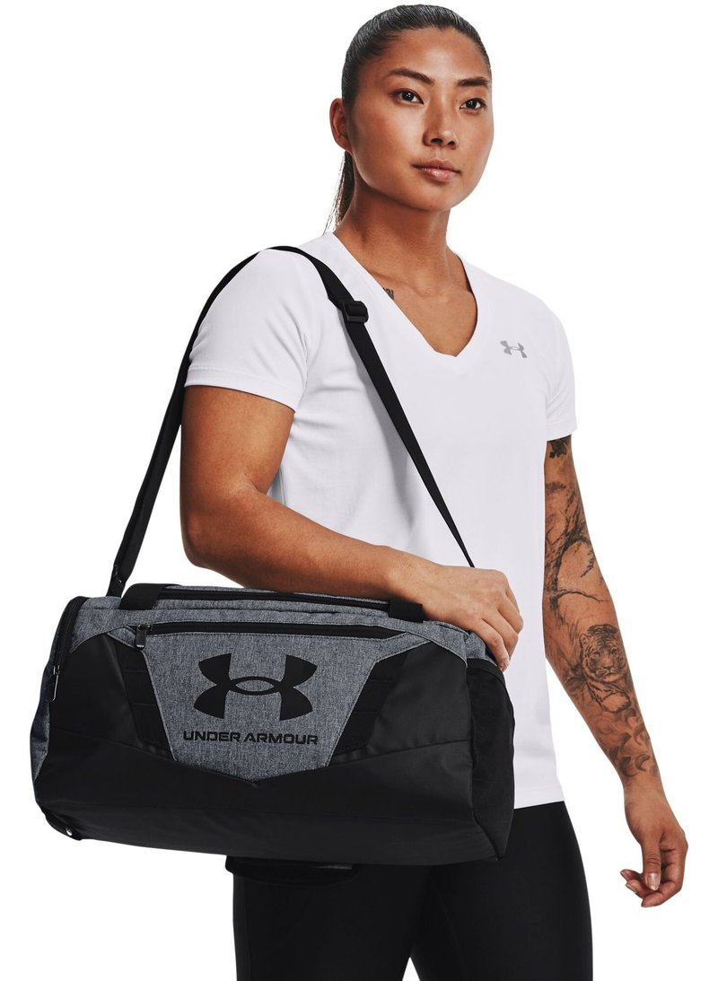 Under Armour Undeniable 5.0 XS Duffle, pitch grey/medium heather/schwarz