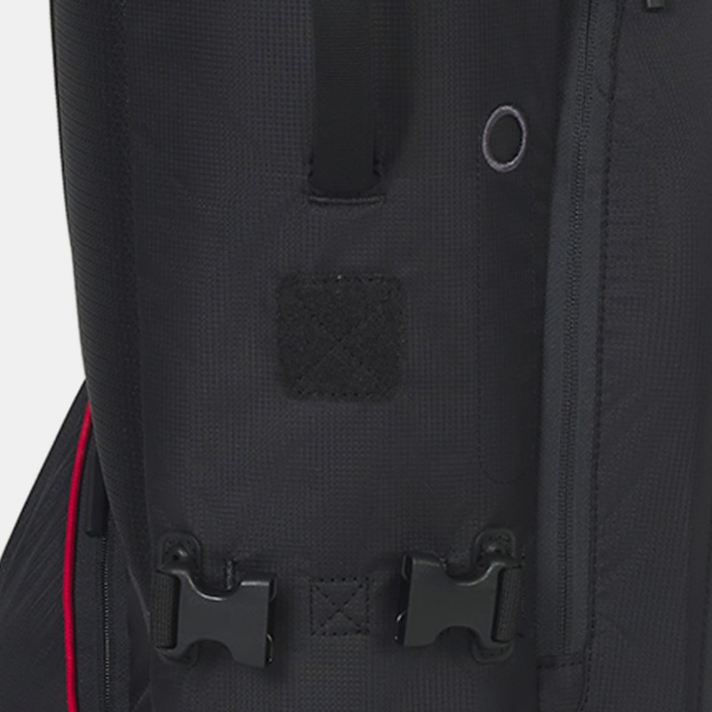 Klettpatch für den Handschuh am Titleist Players 4 Carbon Standbag