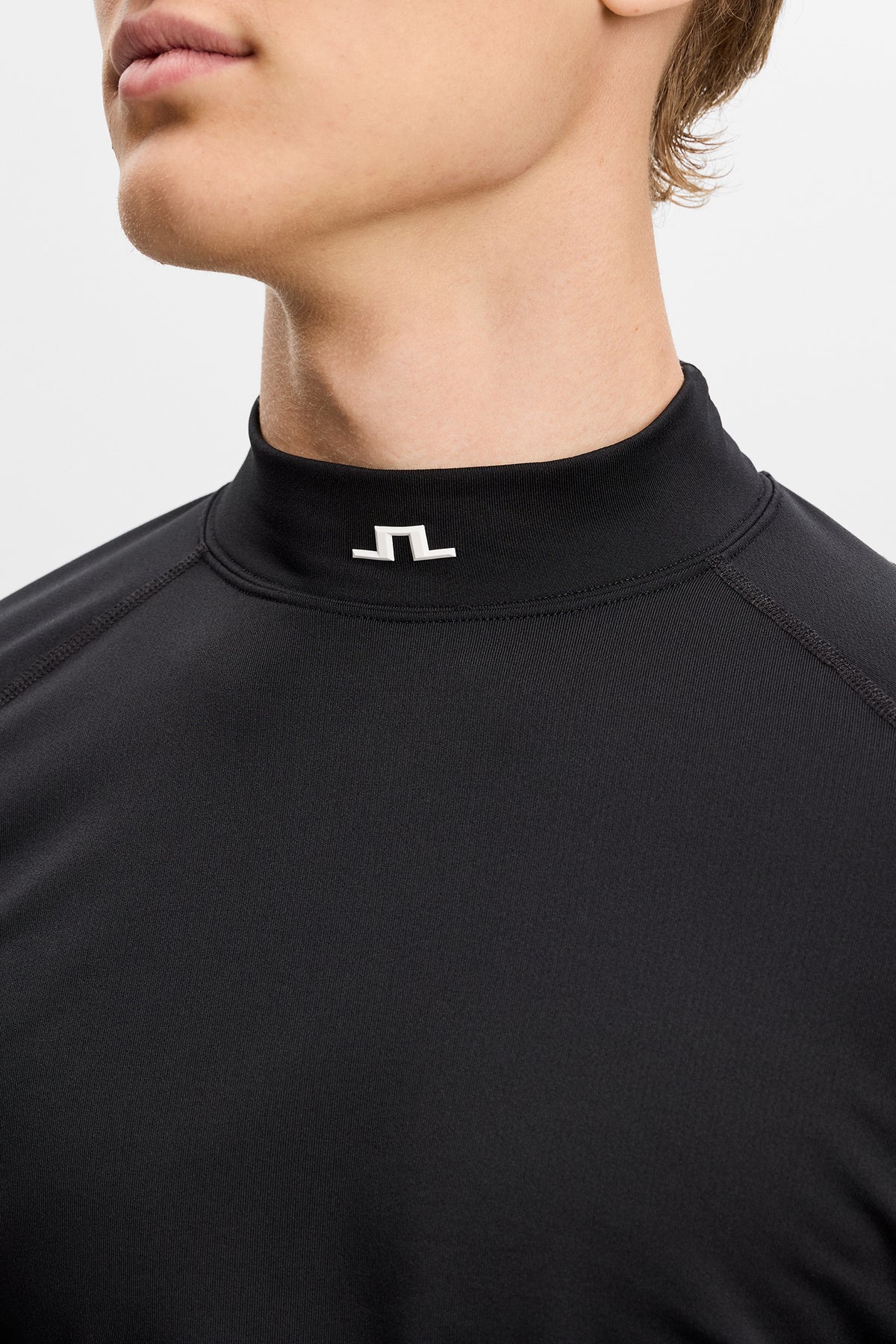 J.Lindeberg Ello Brushed Top Black – OEKO-TEX 100 Zertifizierungsdetail